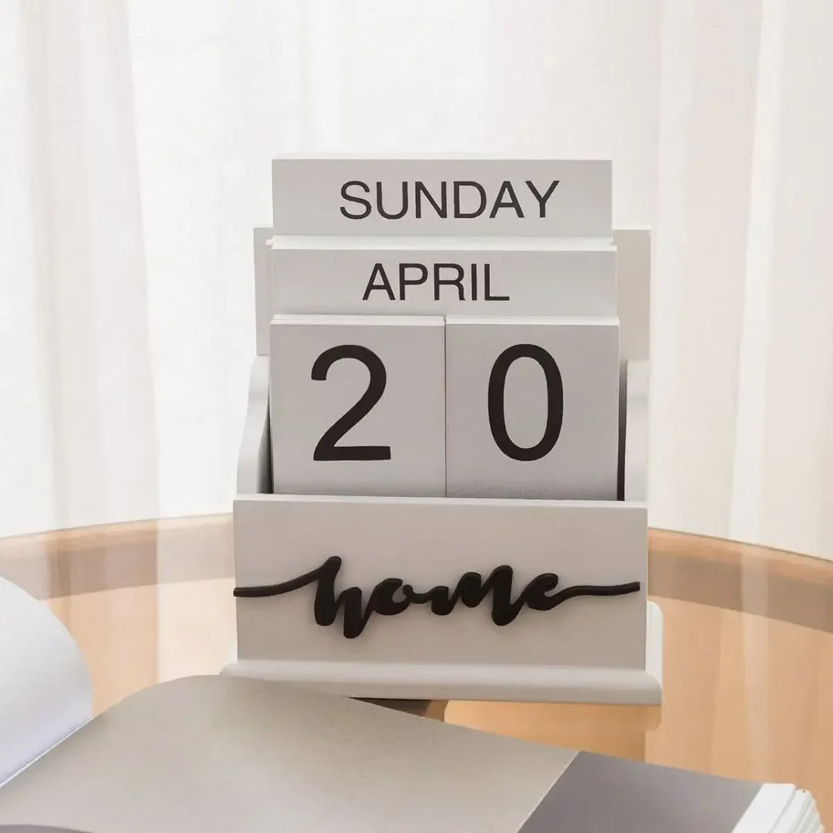 Calendrier en bois élégant : une décoration perpétuelle élégante pour les professionnels