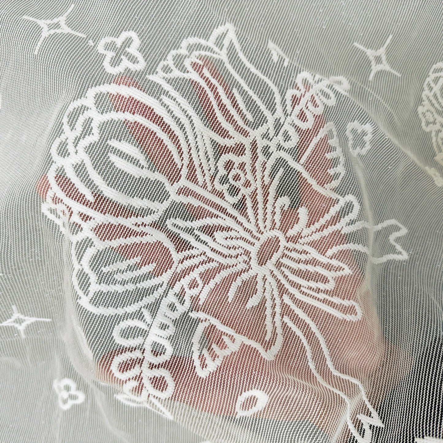 앤틱 레이스 식탁보 - 어떤 경우에도 우아한 장식