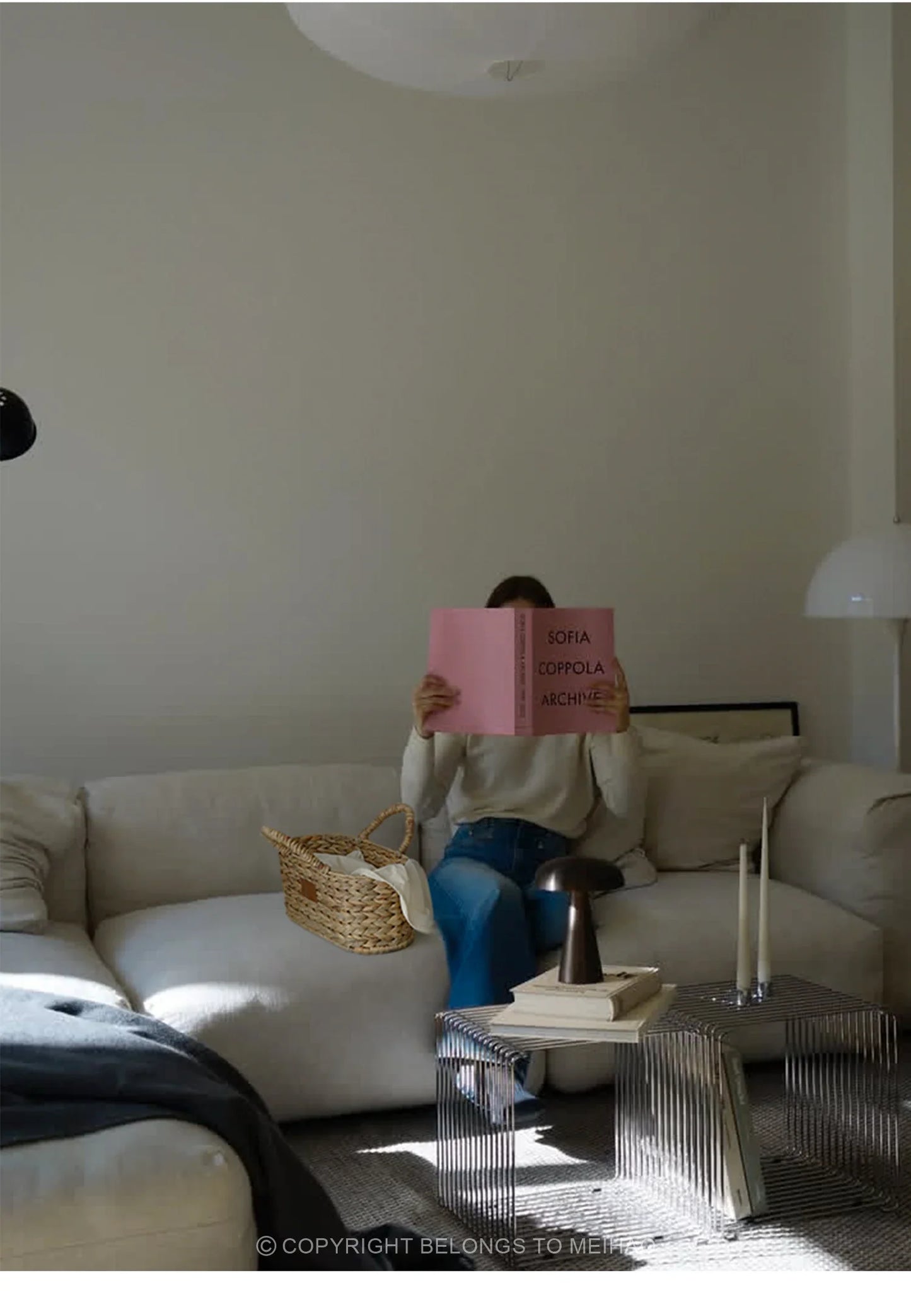 Cestino in alghe intrecciate a mano: organizer ecologico per la casa