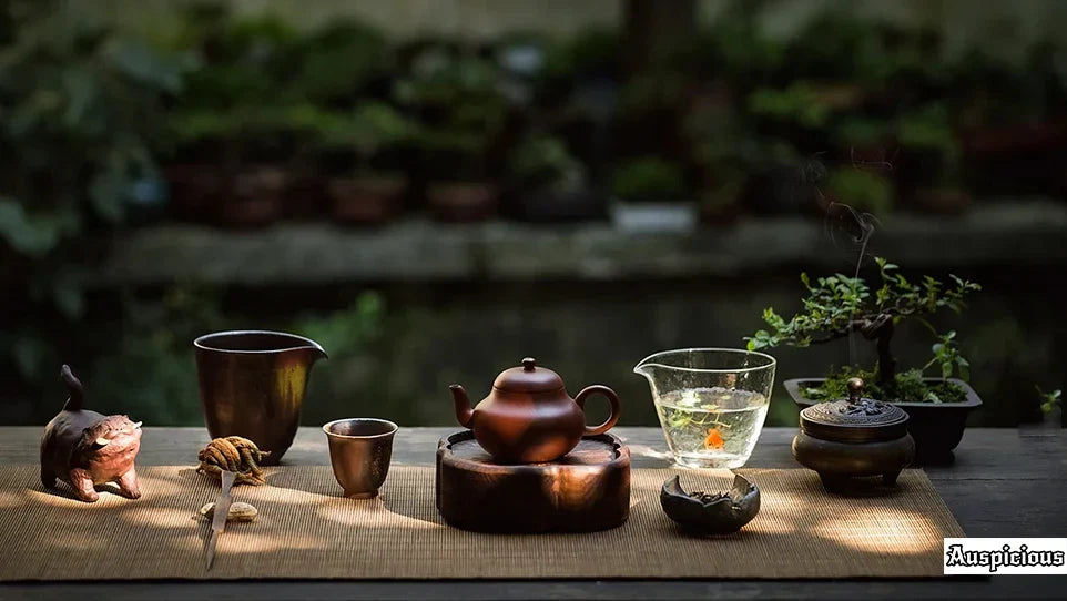 Elegant Gradation Pink Tea Set for Aficionados | Portable & Stylish