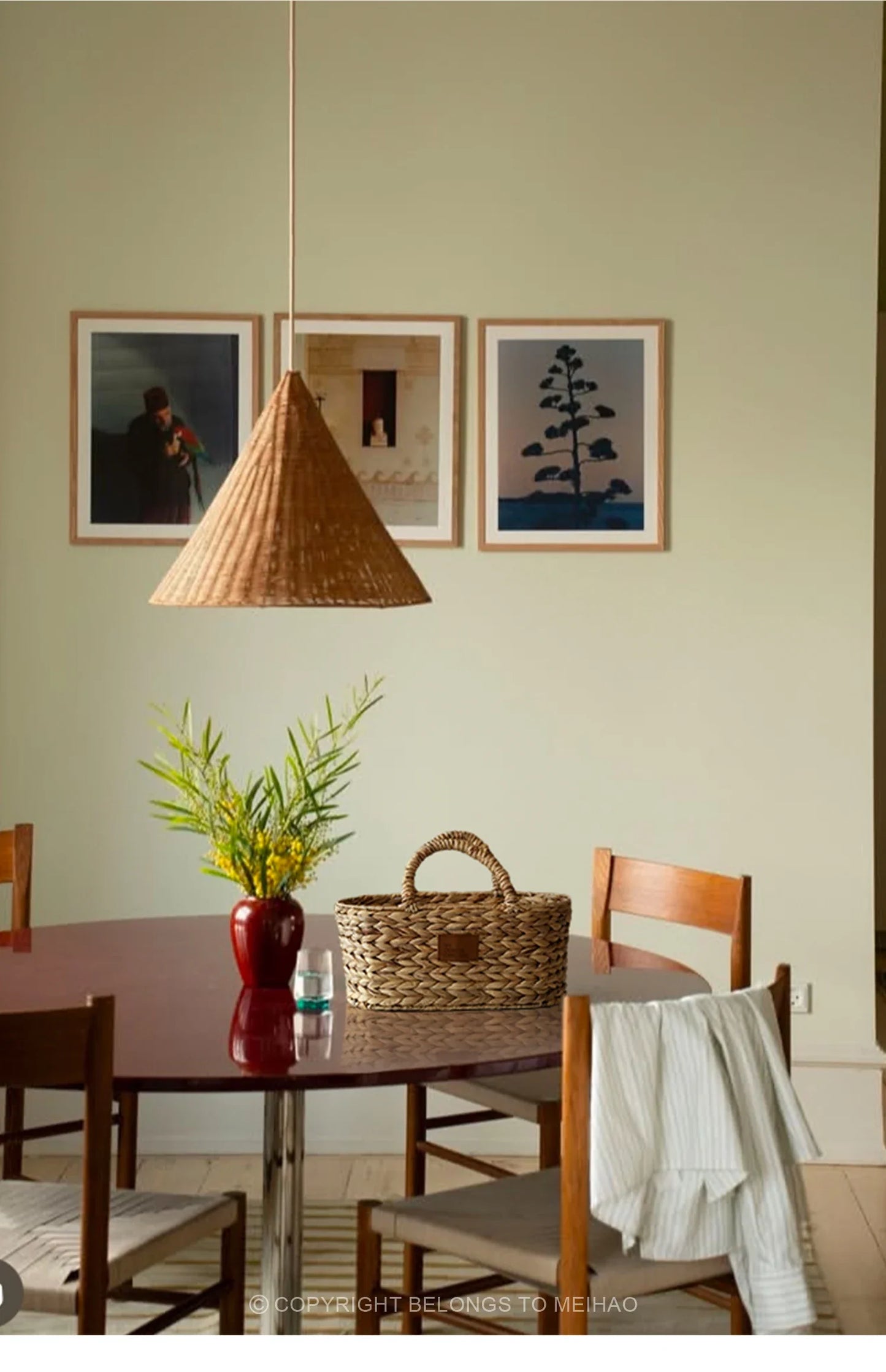 Cestino in alghe intrecciate a mano: organizer ecologico per la casa