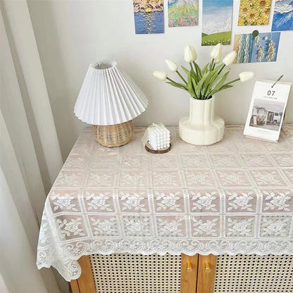 앤틱 레이스 식탁보 - 어떤 경우에도 우아한 장식